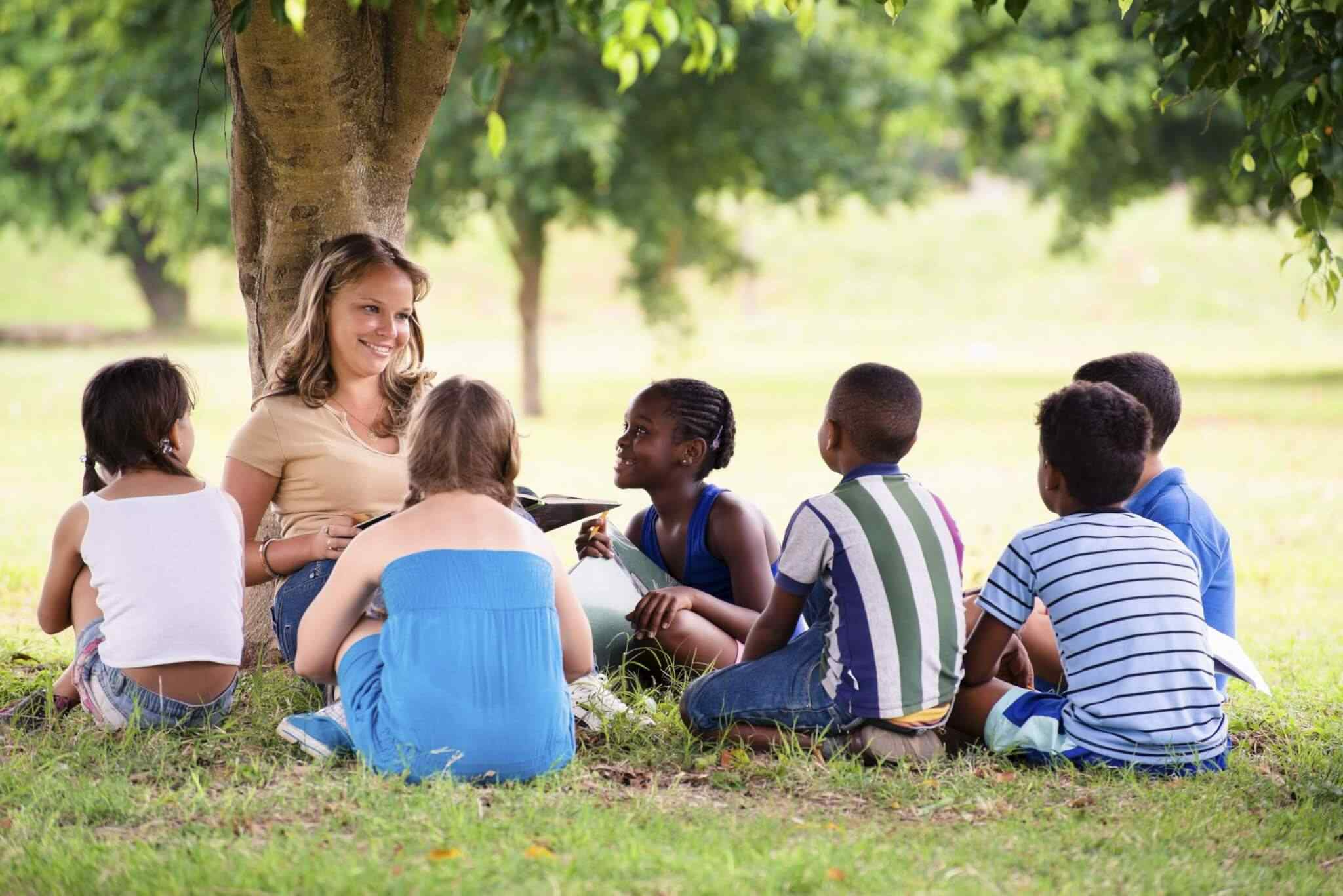 https://tintaimaji.com/wp-content/uploads/2016/11/Kids-club-image-02.jpg